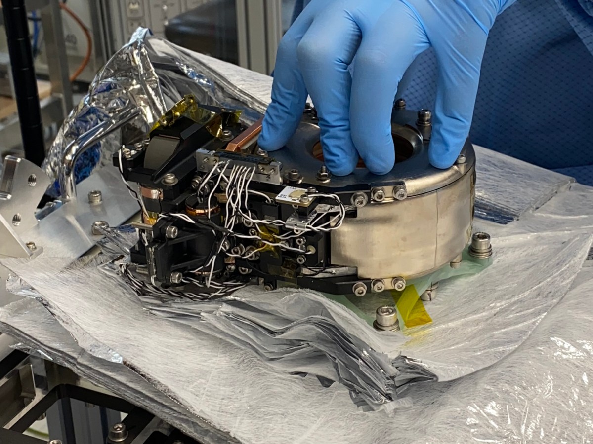 Hēki magnet holding at 500 milli-Tesla: maximum field planned for&nbsp;mission