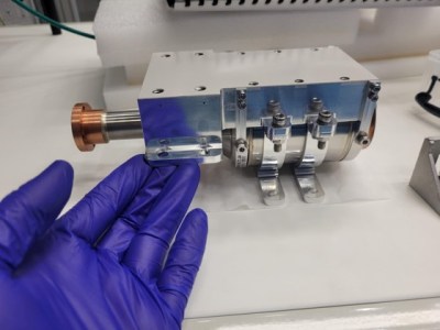Hēki magnet cooled to superconducting temperature&nbsp;range